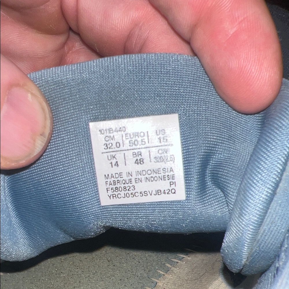ASICS Size 15 - Picture 3 of 3